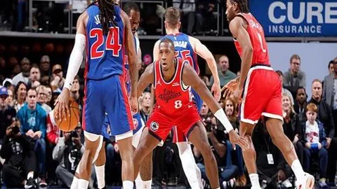 俄罗斯2米06控卫NCAA全明星表现，16分7助3断3帽，助力球队大胜